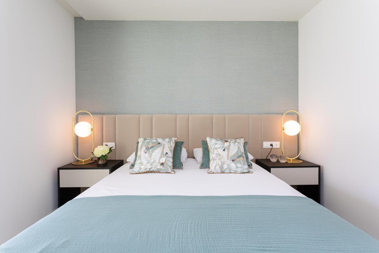 Apartment Luxury Private Pool 3 Bedrooms Or23 By Aora *